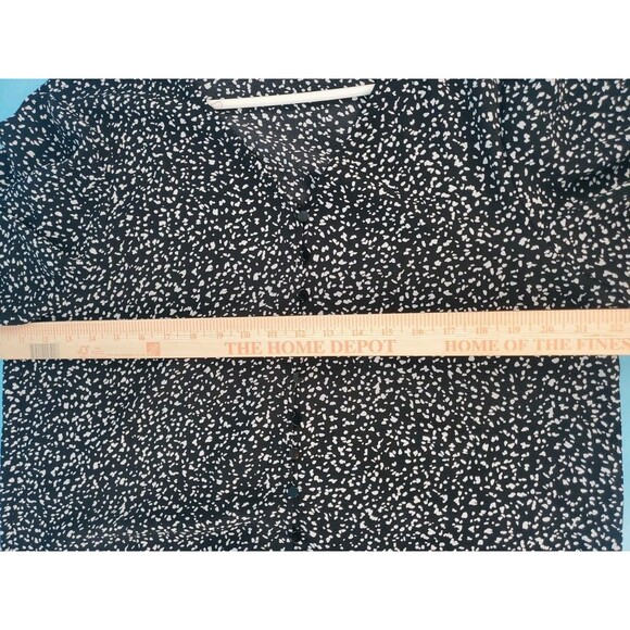 Womens XL Lightweight Top Short Sleeve V-Neck Flowy  Button Front Teacher  CeCe - Picture 13 of 16